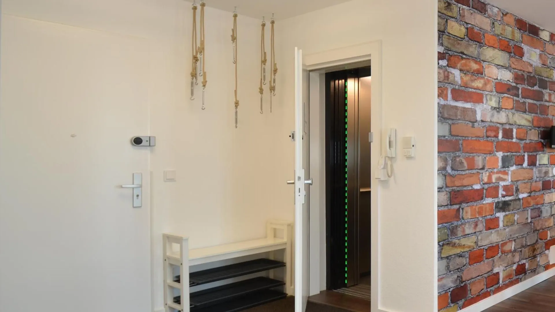 3 Bathroom, Rhapsody In Roof, Penthouse Munique 0*,