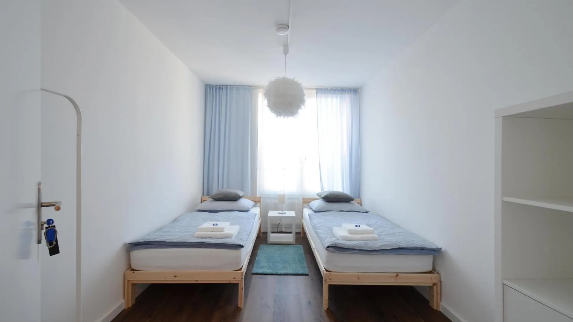 3 Bathroom, Rhapsody In Roof, Penthouse München 0*,  Németország